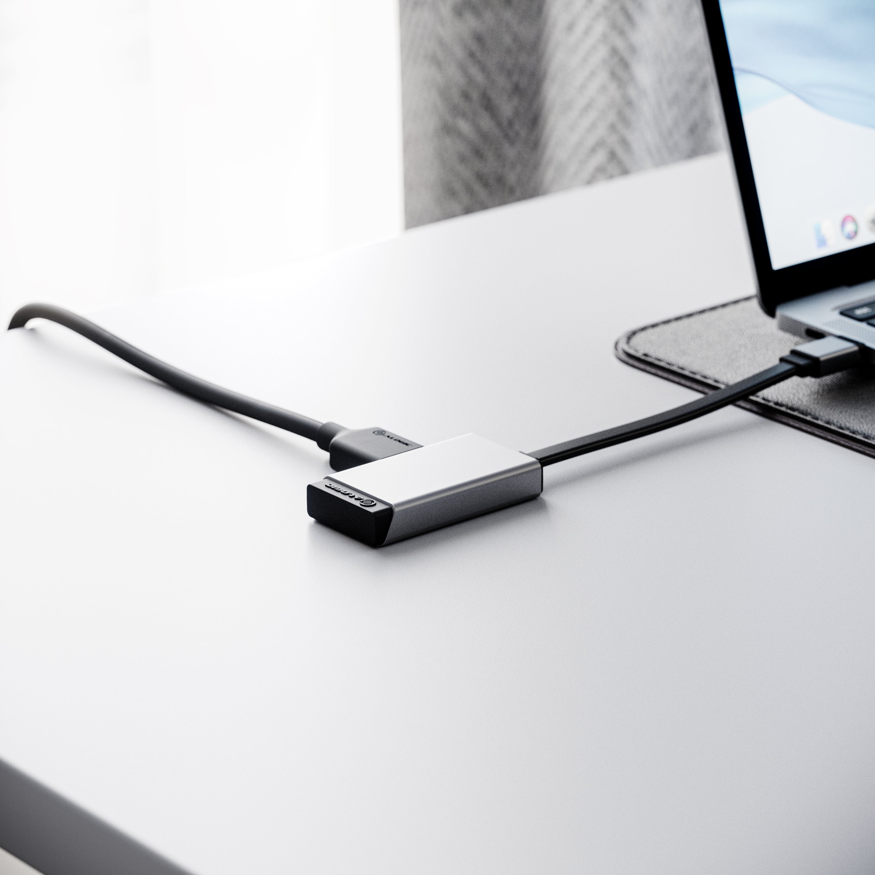 Alogic USB-C Magforce Duo 2-in-1 adapter